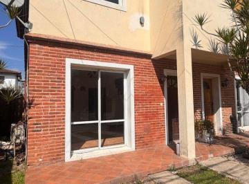 Casa de 3 ambientes, Malvinas Argentinas · Barrio Cerrado El Florido - Dúplex 2 Dorm. en Alquiler $800
