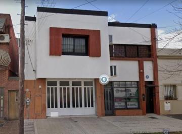 Bodega-Galpón · 161m² · 5 Ambientes · 1 Cochera · Galpón, Local Comercial y Oficinas