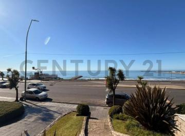 Departamento · 115m² · 3 Ambientes · 1 Cochera · Alquiler 3 Ambientes con Balcon y Cochera Vista Al Mar - Playa Grande
