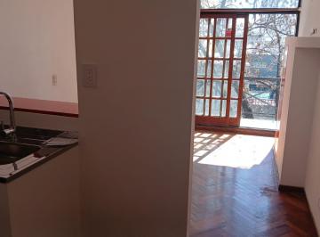 Departamento · 20m² · 1 Ambiente · Monoambiente en Alquiler a Una Cuadra de Plaza Irlanda