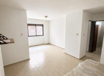 Departamento · 45m² · 2 Ambientes · Departamento en Alquiler de 1 Habitacion Sobre Bv Chacabuco