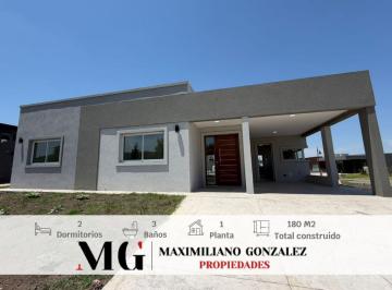 Casa · 170m² · 4 Ambientes · 1 Cochera · Casa Venta - San Lucas, San Vicente