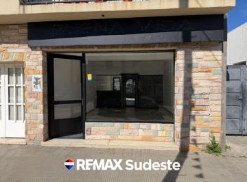 Local comercial · 28m² · Alquiler Local Comercial Villa Mitre Garibaldi 573