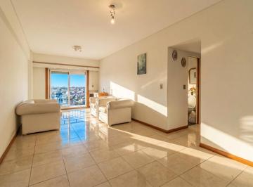 Departamento de 4 ambientes, Avellaneda · Casa 4 Ambientes Venta Sarandí