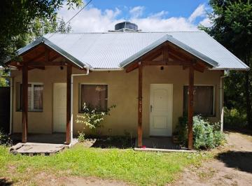 Casa · 139m² · 8 Ambientes · 4 Cocheras · Complejo de 4 Dúplex en Venta El Bolsón Permuta
