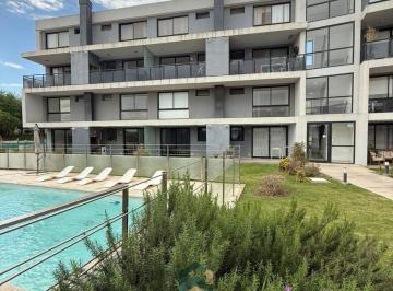 Departamento · 76m² · 5 Ambientes · 1 Cochera · Departamento - Manantiales