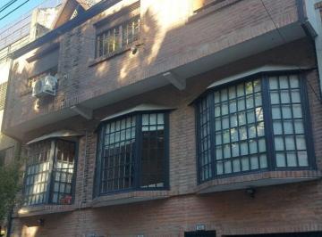 PH · 79m² · 5 Ambientes · 1 Cochera · Muy Lindo PH en 4 Plantas en Nuñez con Cochera