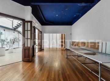Oficina comercial · 118m² · 4 Ambientes · Venta de PH Reciclado con Patio Propio en Dos Plantas C/parrilla