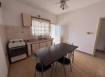 PH · 72m² · 3 Ambientes · PH en Venta en Pergamino con Terraza