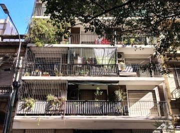 Departamento de 1 ambiente, Balvanera · Excelente Oportunidad. Se Vende Monoambiente con Balcón a La Calle, Apto Profesional.