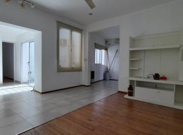 PH · 68m² · 5 Ambientes · Venta Departamento de Pasillo en PH de 2 Dorm. con Terraza Barrio República de La Sexta, Rosar