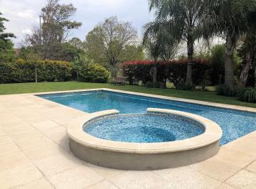 Casa · 300m² · Casa en Alquiler Temporaario en Ayres de Pilar, con 3 Dorm en Suite y Pileta.