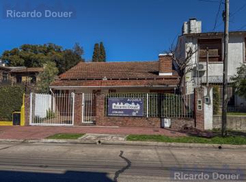 Casa · 170m² · 4 Ambientes · 1 Cochera · Casa en Martinez