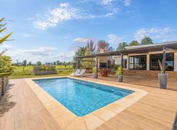 Casa · 200m² · 3 Ambientes · Casa en Venta - Rincon de Nazareth, San Jose