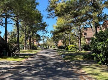 Casa de 4 ambientes, Pilar · Venta Mayling - Casa Excelente Ubicacion