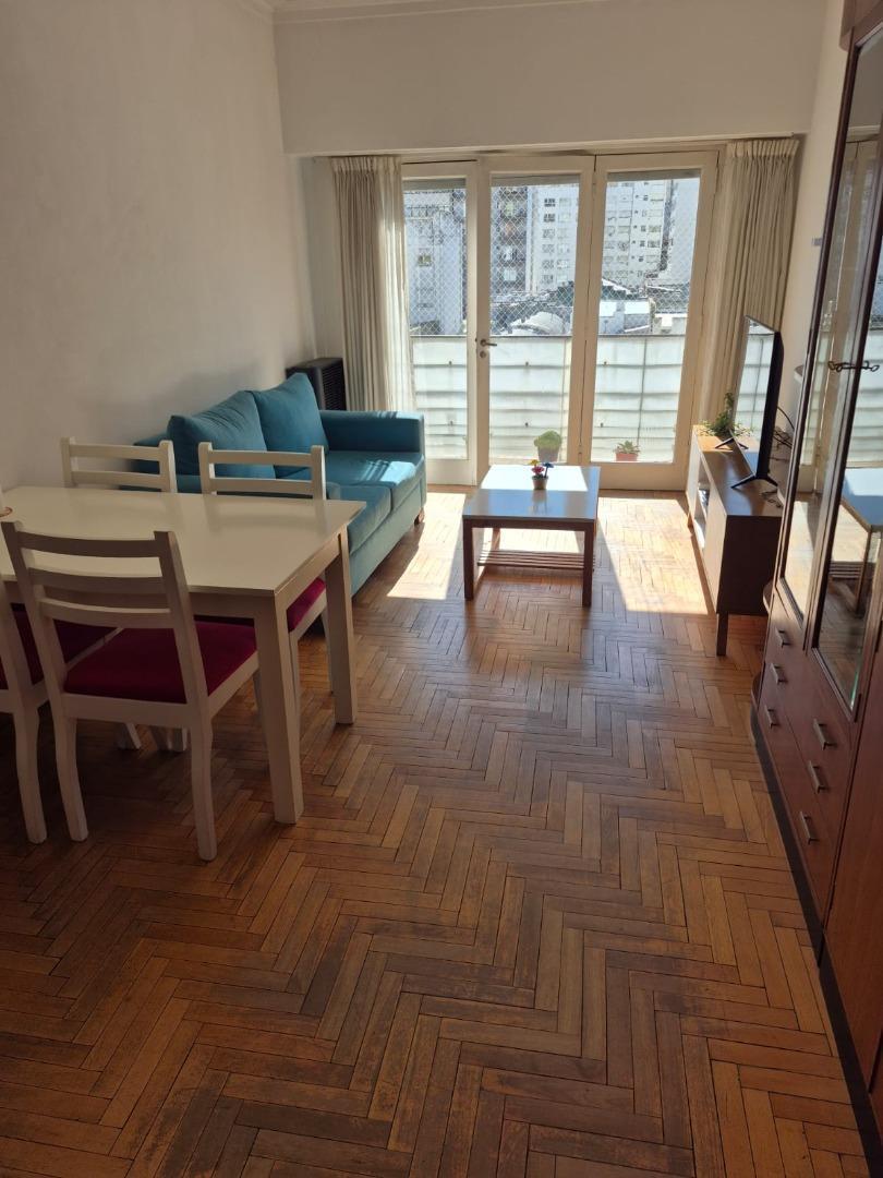 Dto. 3 amb. Externo 72 M2. Con balcon