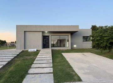 Casa · 200m² · 5 Ambientes · Venta Casa Barrio San Sebastian, Area 2 - Escobar