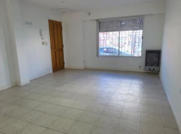 PH · 2 Ambientes · PH en Villa Primera