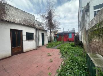Casa · 147m² · 7 Ambientes · 2 Cocheras · Dos Casas a Reciclar en Block Venta - Santos Lugares, Partido Tres de Febrero