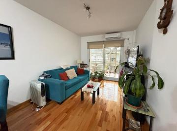 Departamento · 50m² · 2 Ambientes · Amplio 2 Ambientes con Patio y Balcón