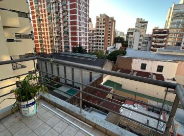 Departamento de 3 ambientes, Caballito · Impresionante Depto con Cochera + Balcón. Super Luminoso