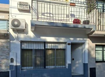 PH de 3 ambientes, Lomas de Zamora · P. H. Al Frente 2 Amb. Banfield E.
