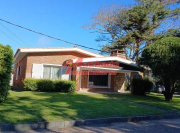 Foto1 · Casa en Venta de Dos Dorm. en Punta del Este.