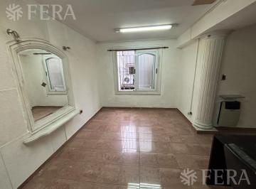 Oficina comercial · 143m² · 5 Ambientes · Alquiler PH con Oficinas Apto Profesional en Wilde