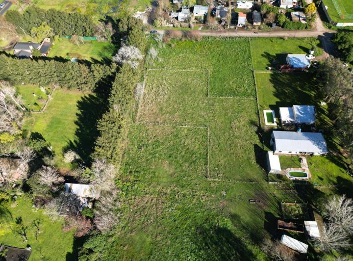 Terreno · 876m²
