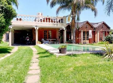 Casa de 5 ambientes, Río Cuarto · En Venta Casa con Amplio Terreno