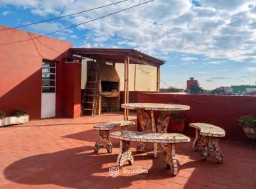Casa · 87m² · 5 Ambientes · Venta - Casa 3 Dorm. y Quincho con Parrillero - Barrio Gral. José de San Martín, Rosario.
