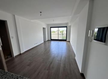 Departamento · 31m² · 1 Ambiente · Muy Lindo Monoambiente con Balcón y Baño Completo. Todo Luz!
