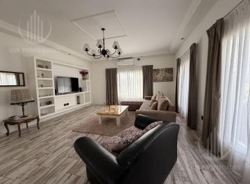 Casa · 2750m² · 3 Ambientes · 2 Cocheras · Casa en Fincas de San Vicente
