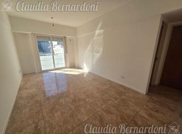 Departamento de 2 ambientes, Morón · Depto 2 Amb Cocina Separada Luminoso, Moron Luminoso