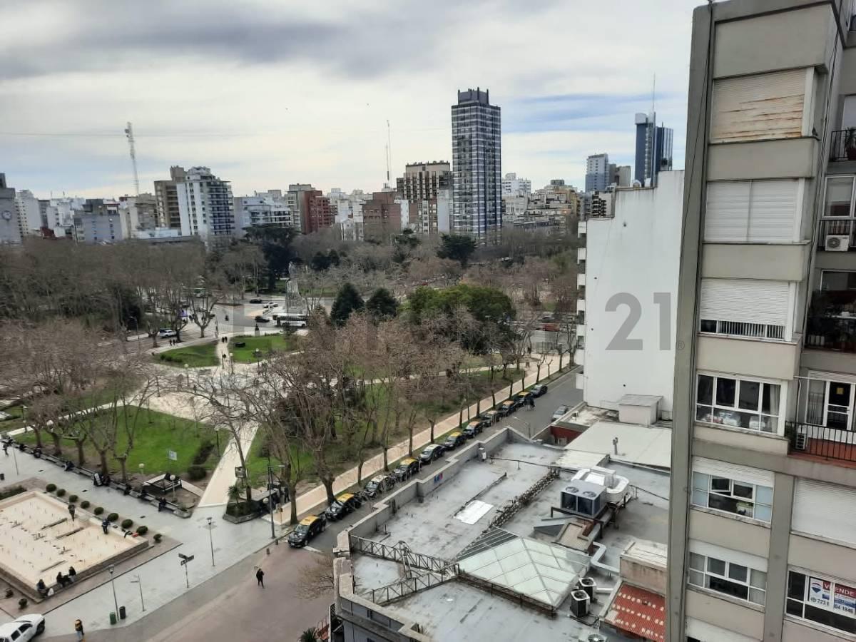 Depto 3 amb, 75m² al frente en edificio Lafayette — Centro