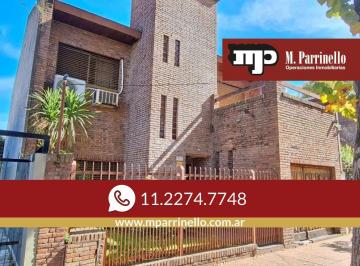 Casa · 104m² · 4 Ambientes · 1 Cochera · Casa en Florida