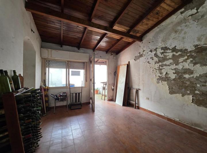 Casa · 290m² · 8 Ambientes · 2 Cocheras
