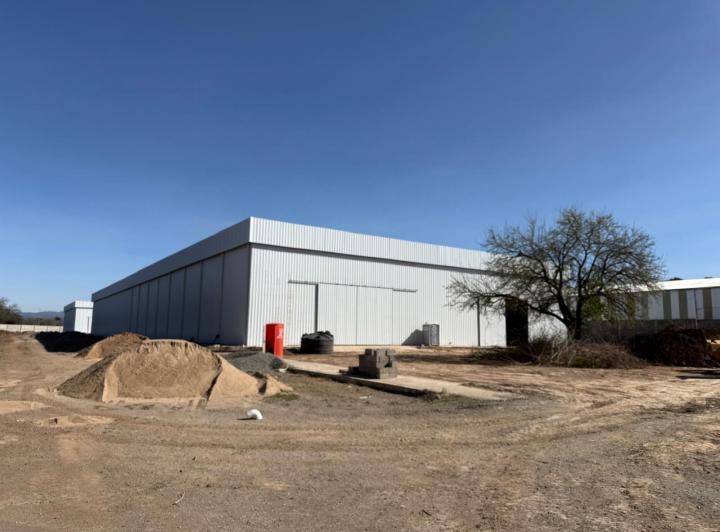 Depósito · 1000m² · 1 Ambiente · 2 Cocheras