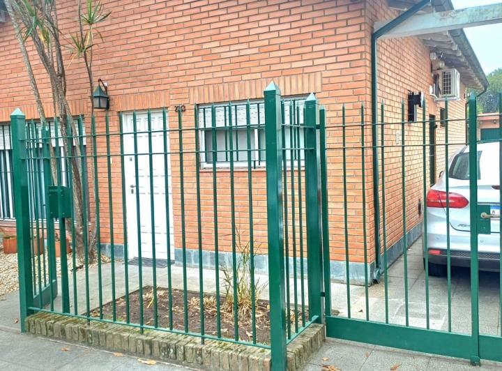 Casa · 347m² · 3 Ambientes · 1 Cochera