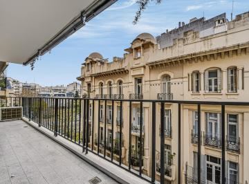 Departamento · 225m² · 4 Ambientes · 1 Cochera · Piso en Arroyo con Cochera 4 Ambientes