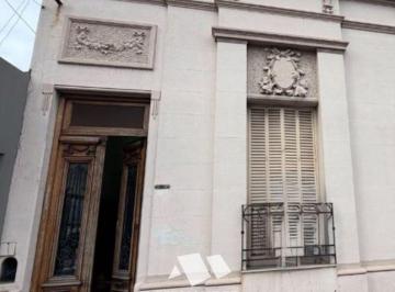 Local comercial de 5 ambientes, Quilmes · Alquiler Comercial / Profesionalexcelente Propiedad Sobre Av Vicente López, Quilmes