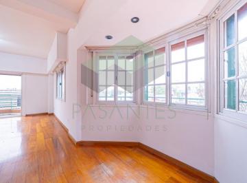 Departamento · 142m² · 4 Ambientes · 2 Cocheras · Venta Piso 4 Ambientes en Quilmes Centro con Balcon, 2 Cocheras y Baulera
