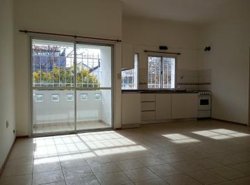 PH · 39m² · 2 Ambientes · PH 2 Amb. 1er Piso X Escalera. Cocina Integrada. Balcon con Lavadero. Bajisimas Exp.