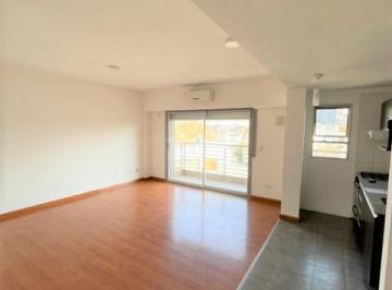 Departamento · 44m² · 2 Ambientes · 1 Cochera · Hermoso 2 Ambientes 15 Años con Balcón Cochera Cocina y Lavadero m Subte
