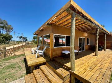 Casa · 4 Ambientes · Casa en Alquiler Balneario Buenos Aires | 3 Dorm.