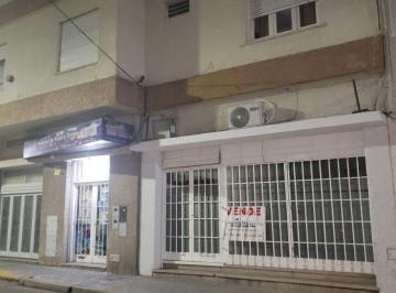 Casa de 8 ambientes, Río Cuarto · En Venta Amplia Propiedad Usos Multiples