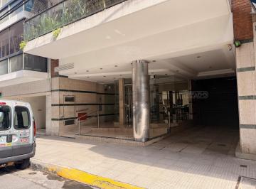 Departamento · 127m² · 4 Ambientes · 1 Cochera · 3 Dorm. con Patio. Cochera. Dependencia
