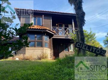 Casa · 514m² · 5 Ambientes · 1 Cochera · Casa en Villa Argentina