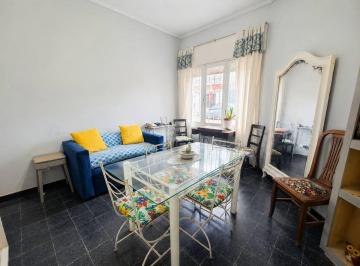 Casa de 4 ambientes, Rosario · Casa de 2 Dorm. en Venta en Tiro Suizo Rosario