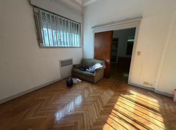 Departamento · 70m² · 3 Ambientes · Departamento en Venta 3 Ambientes con Patio en Recoleta, Capital Federal, Buenos Aires